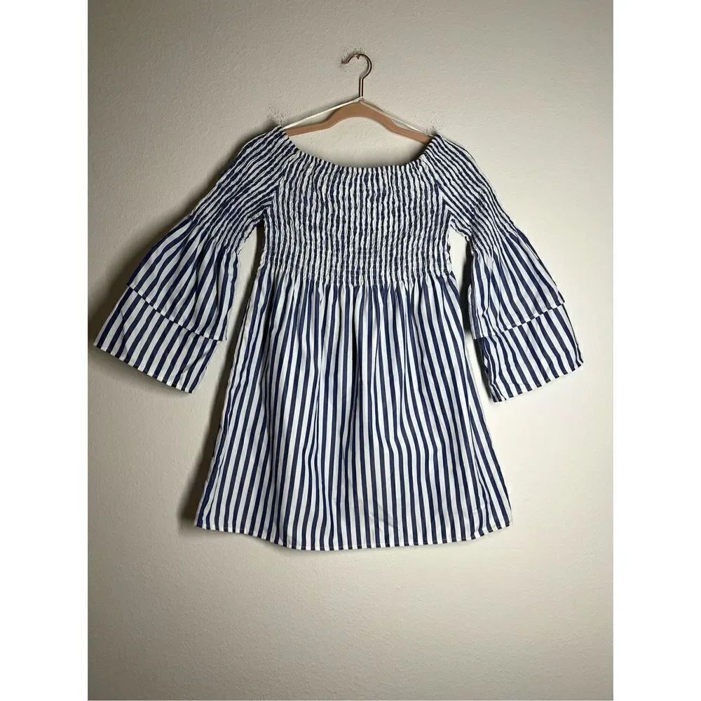 Style House Blue and white striped mini dress with puffy sleeve Size M